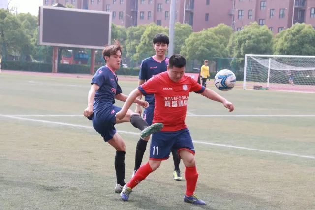 18岁西班牙前锋吉乌在切尔西境遇不佳，8场仅1球